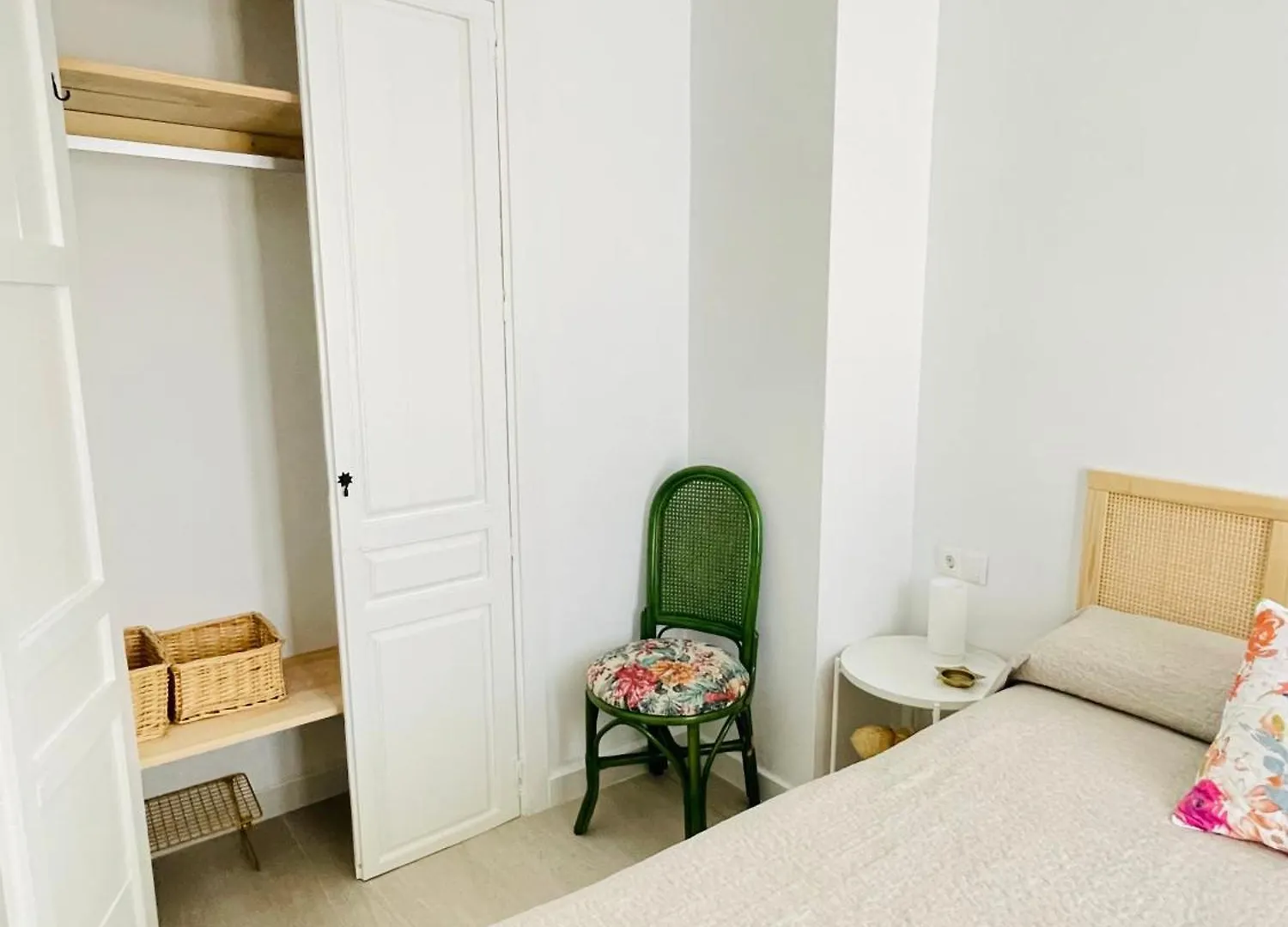 Apartamento La Parra Alora 0*,  Spain